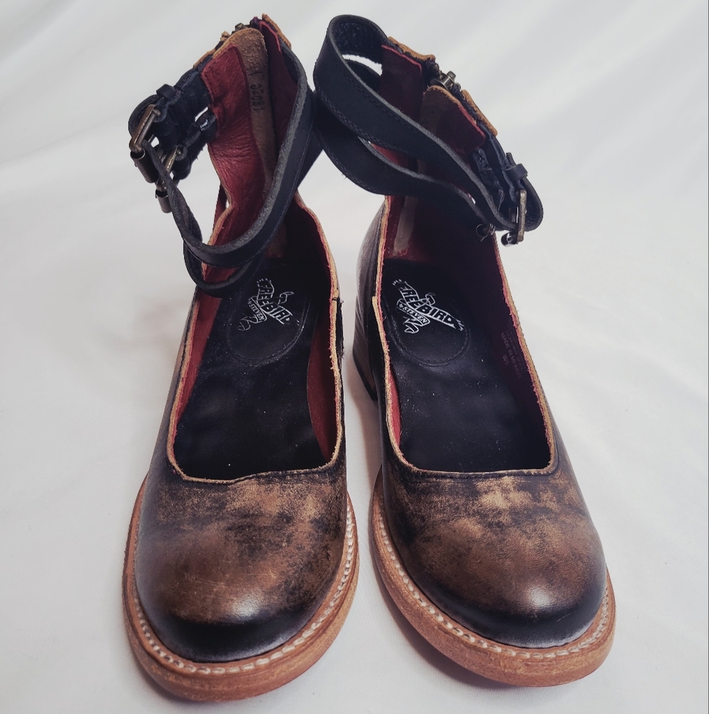 *SALE* Freebird by Steven Maribel Distressed Brown Leather Ankle Booties Moto 7 - Picture 3 of 13